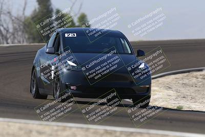 media/Nov-08-2025-Speed Ventures (Sat) [[1c7a6332f5]]/TC B/Session 2 (Turn 2)/